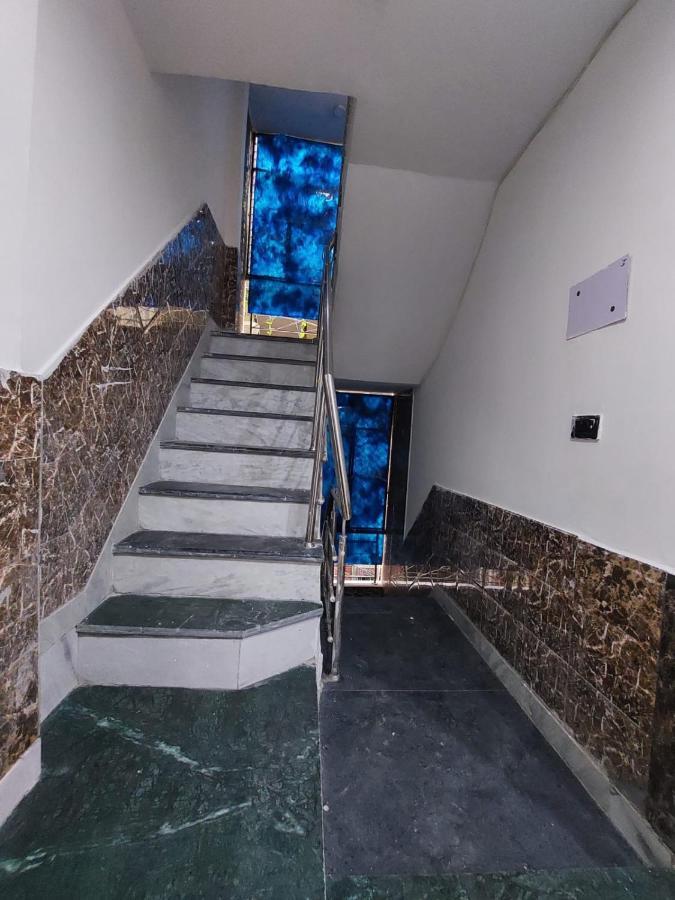 Hotel Twamev Couple Friendly Laxmi Nagar Νέο Δελχί Εξωτερικό φωτογραφία