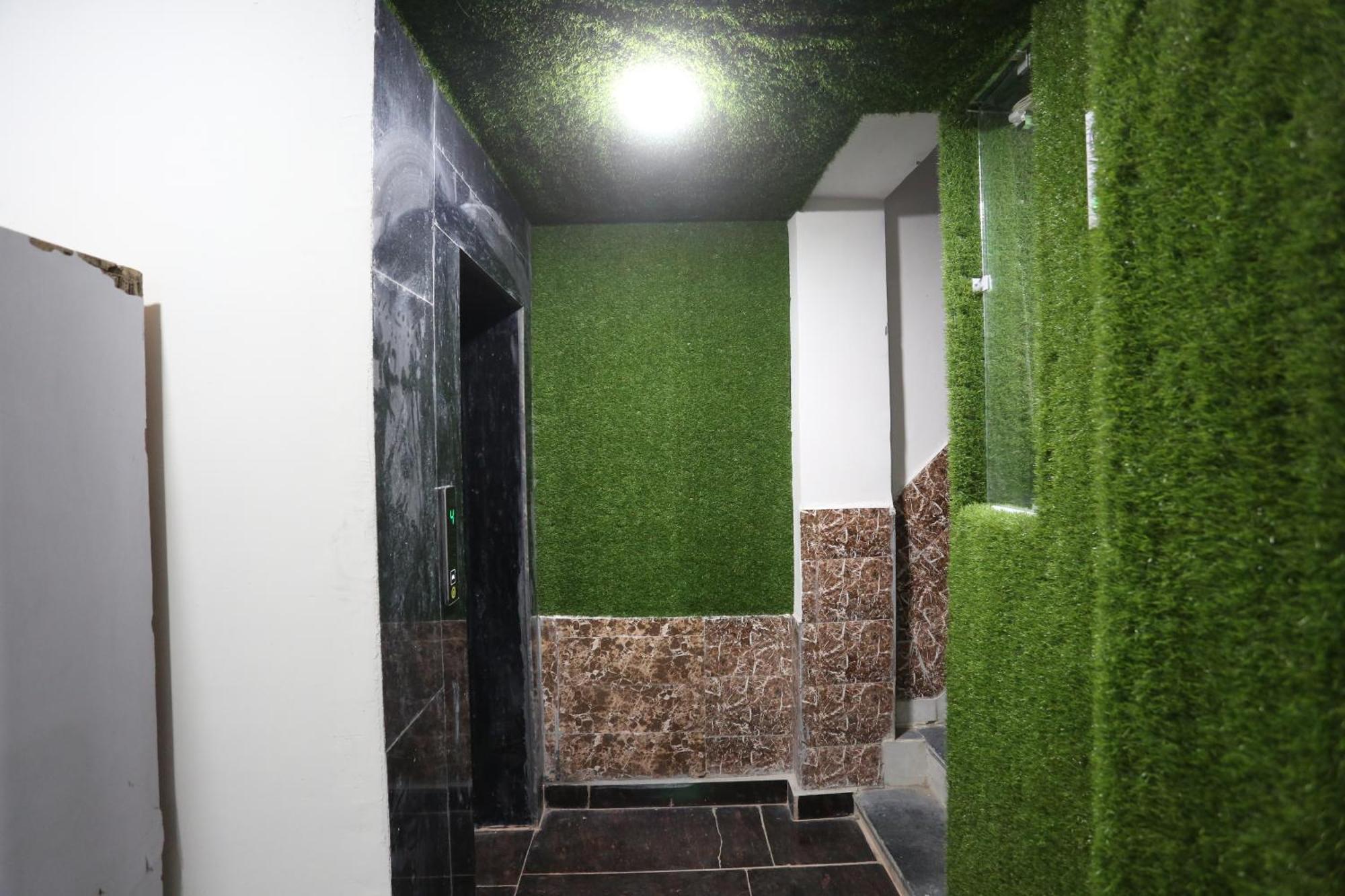 Hotel Twamev Couple Friendly Laxmi Nagar Νέο Δελχί Εξωτερικό φωτογραφία
